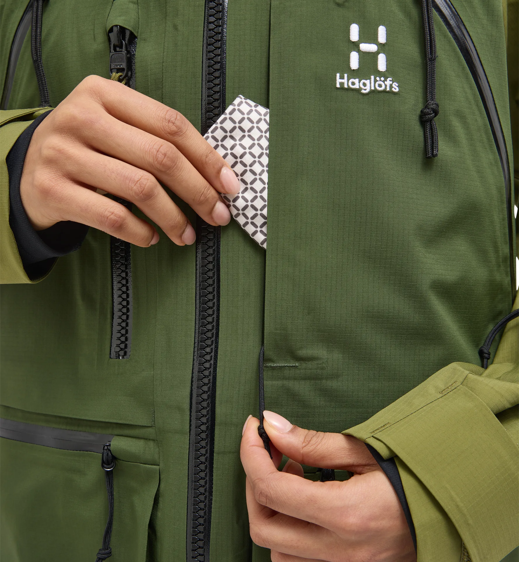 Vassi GTX Pro Jacket Women Seaweed Green/Olive Green