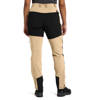 Rugged Standard Pant Women Sand/True black