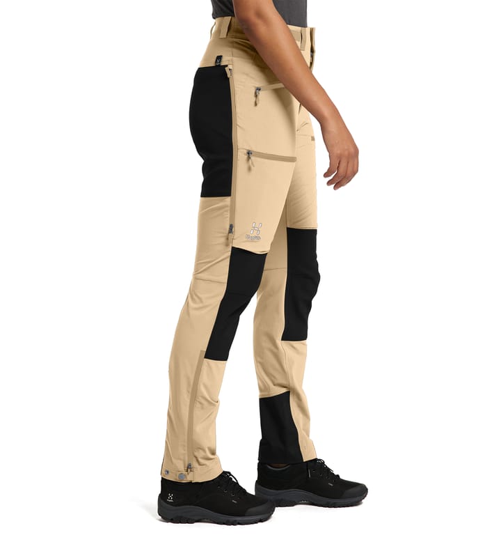 Rugged Standard Pant Women Sand/True Black