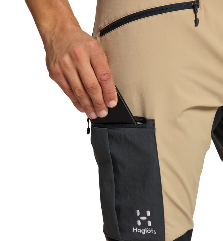 Rugged Slim Pant Men Sand/True black Rugged Slim Pant Men Sand/True black