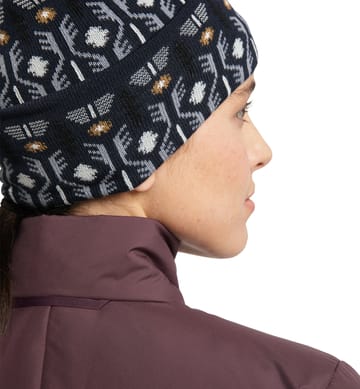 Mountain Jaquard Beanie Tarn Blue Pattern