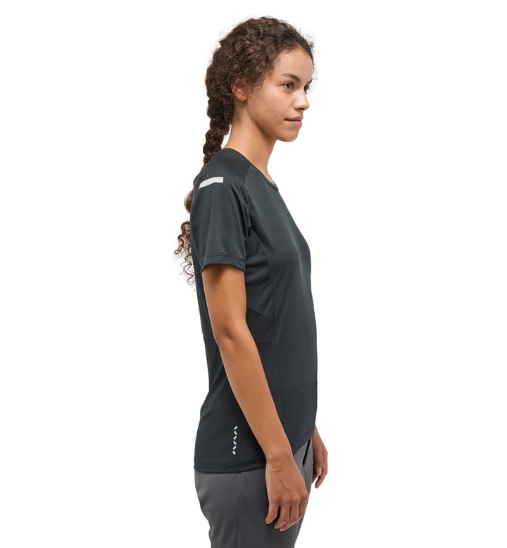 L.I.M Crux Tee Women True Black L.I.M Crux Tee Women True Black