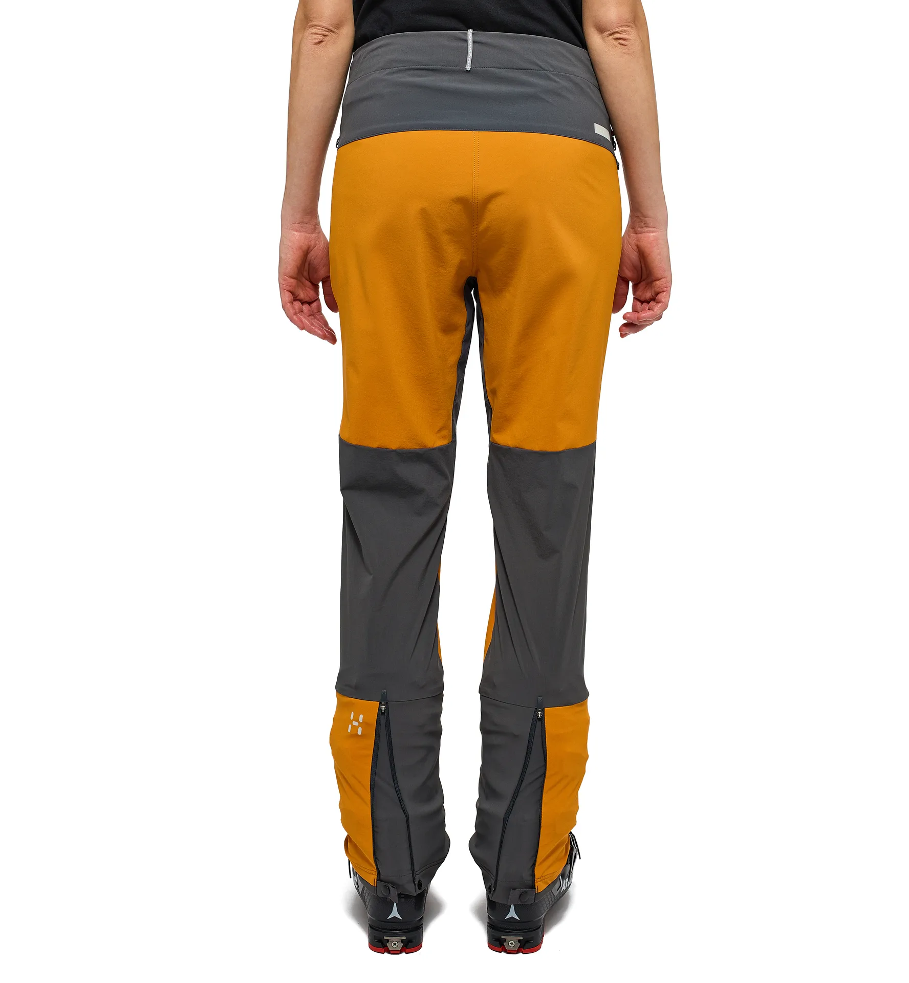 L.I.M Quiver Pant Women Desert Yellow/Magnetite