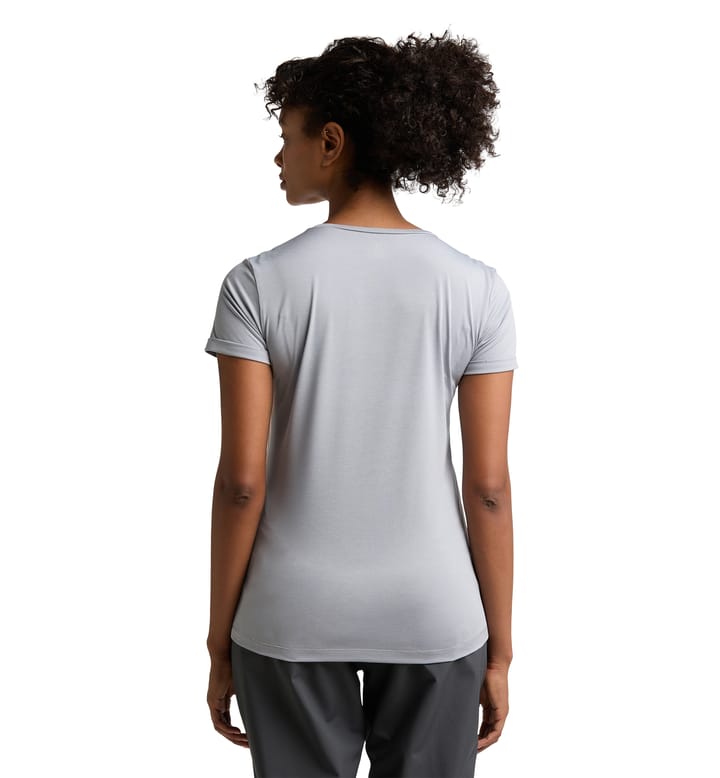 Ridge Hike Tee Women Concrete Solid