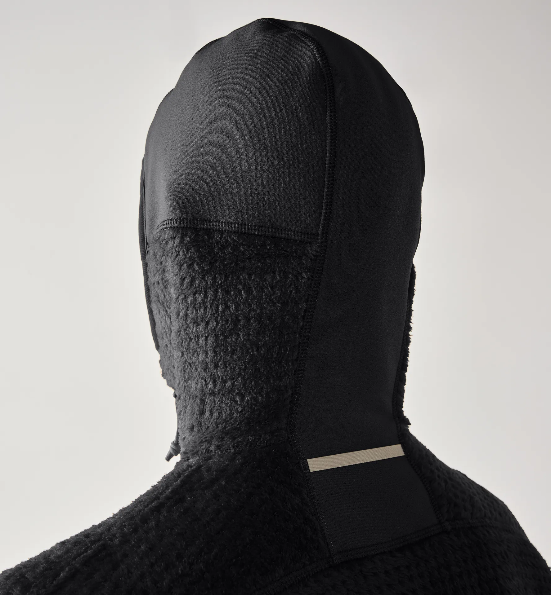 Vassi Mid Hood Women True Black