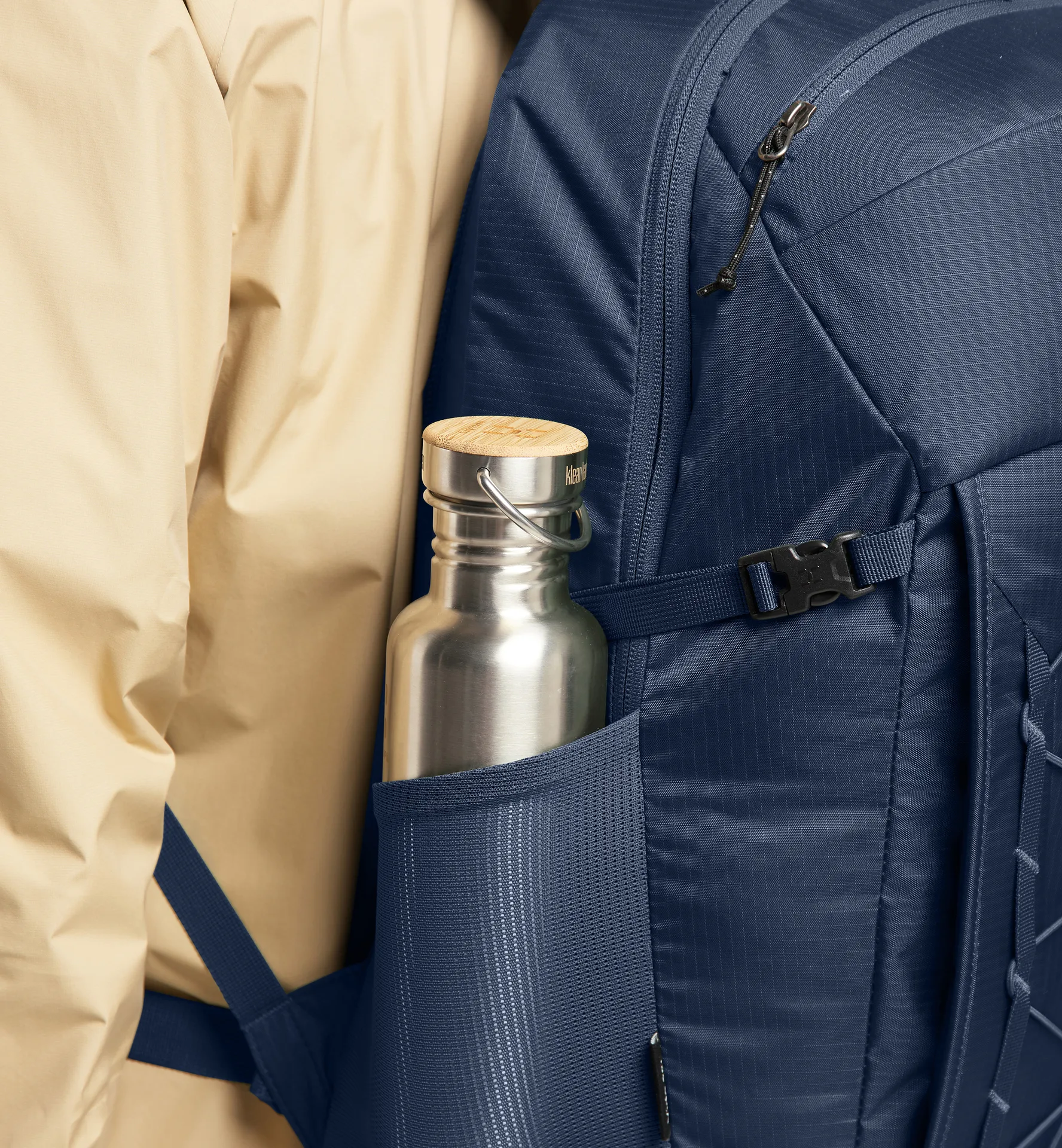 Vide 25 Tarn Blue Solid