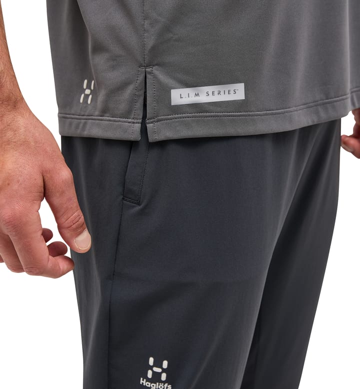 L.I.M Tempo Trail Tank Men Magnetite L.I.M Tempo Trail Tank Men Magnetite