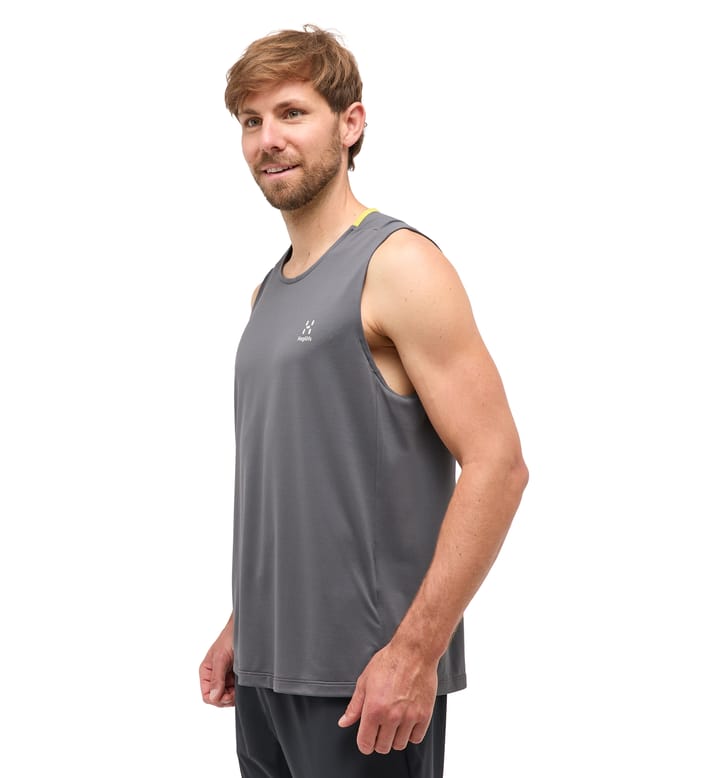 L.I.M Tempo Trail Tank Men Magnetite L.I.M Tempo Trail Tank Men Magnetite