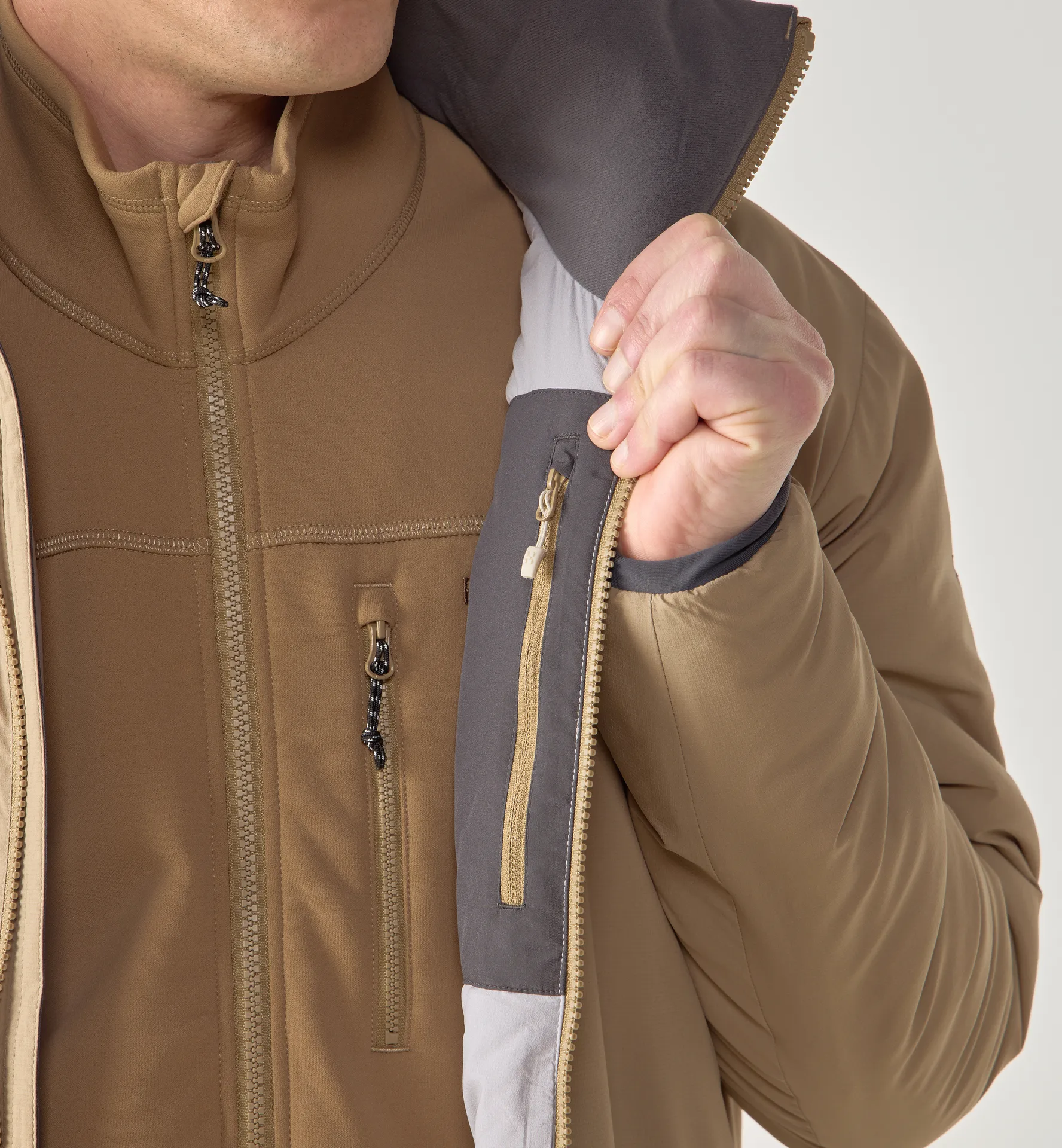 Mimic Alert Hood Men Oak Brown