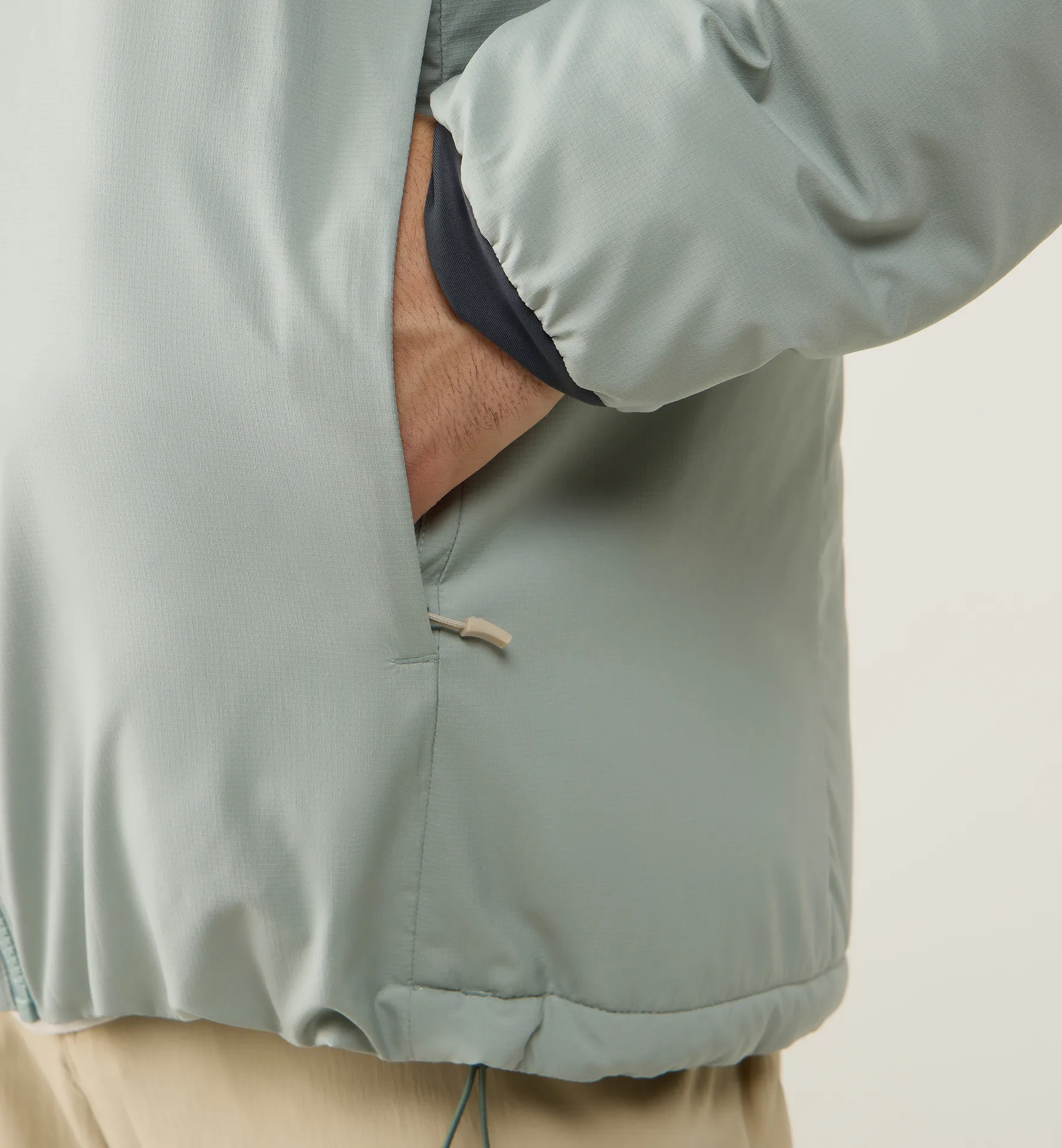 Mimic Alert Hood Men Dew Green