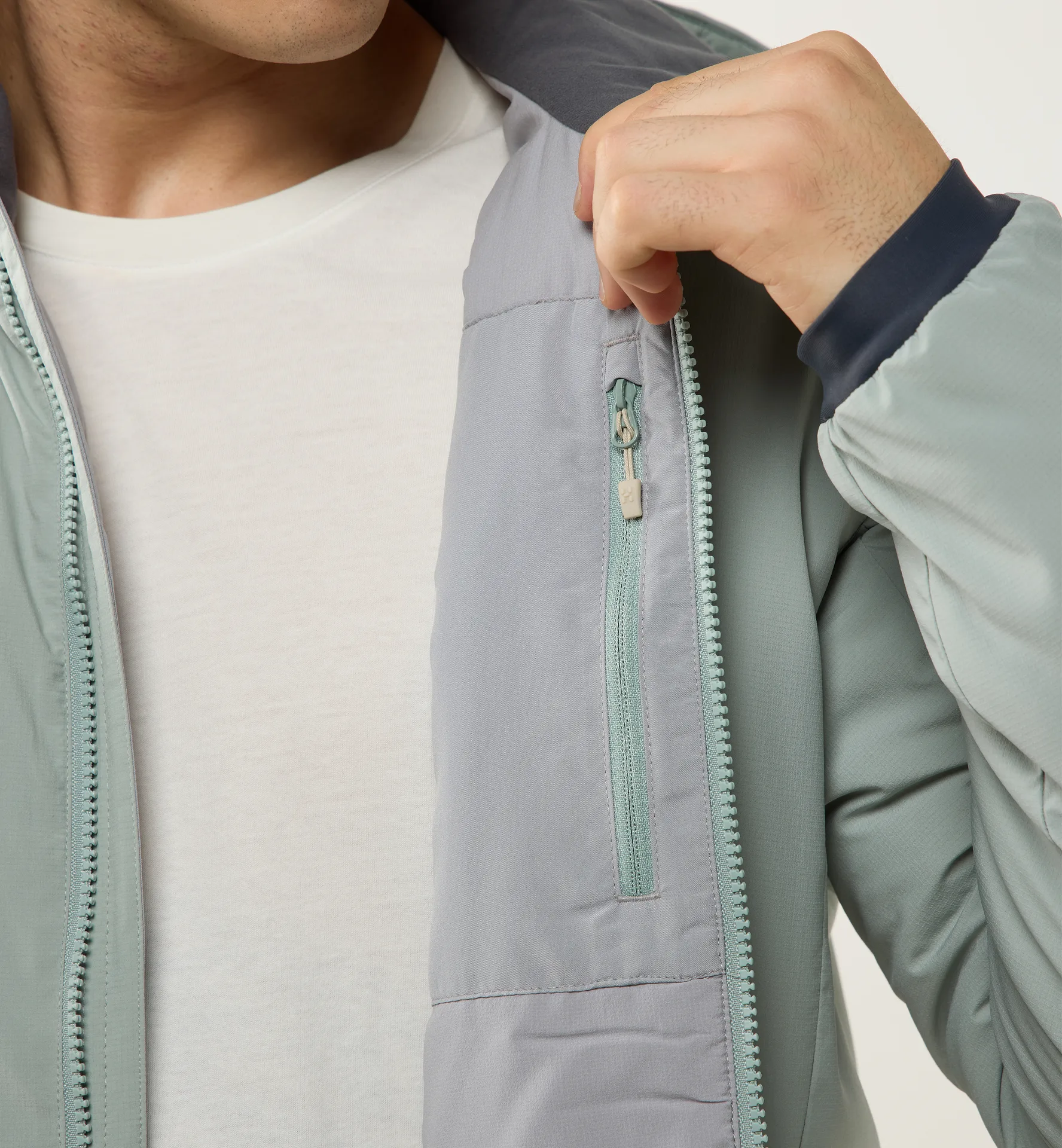 Mimic Alert Hood Men Dew Green