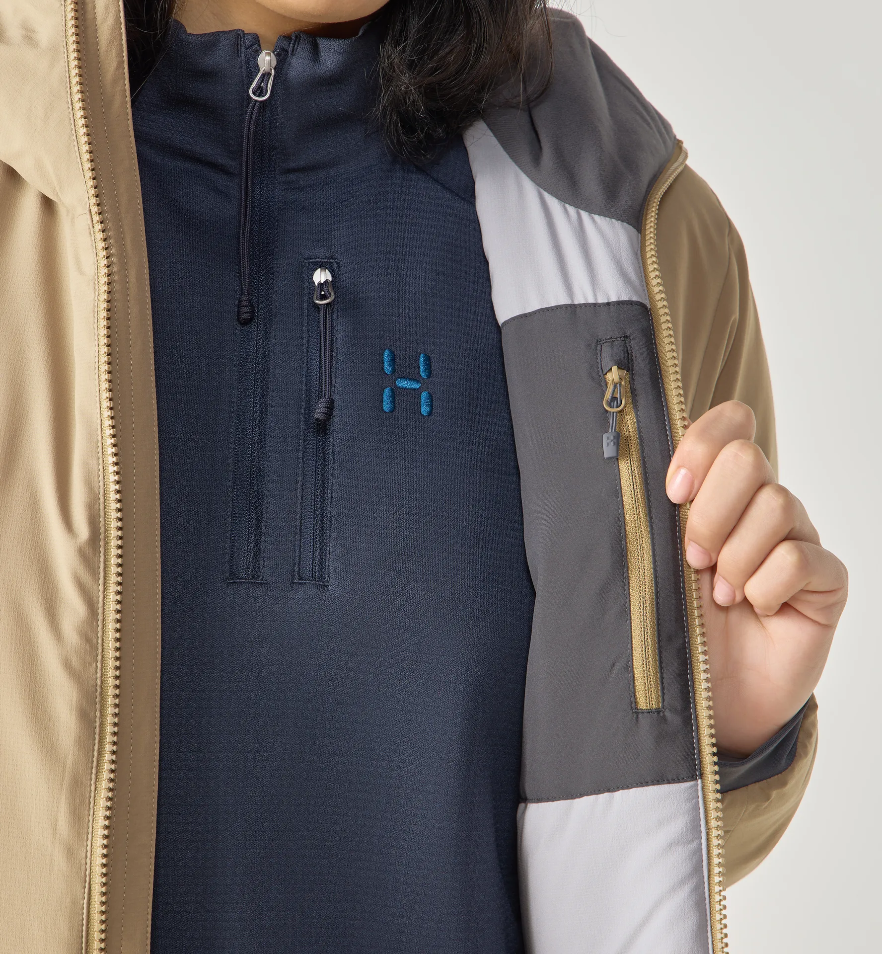 Mimic Alert Hood Women Oak Brown