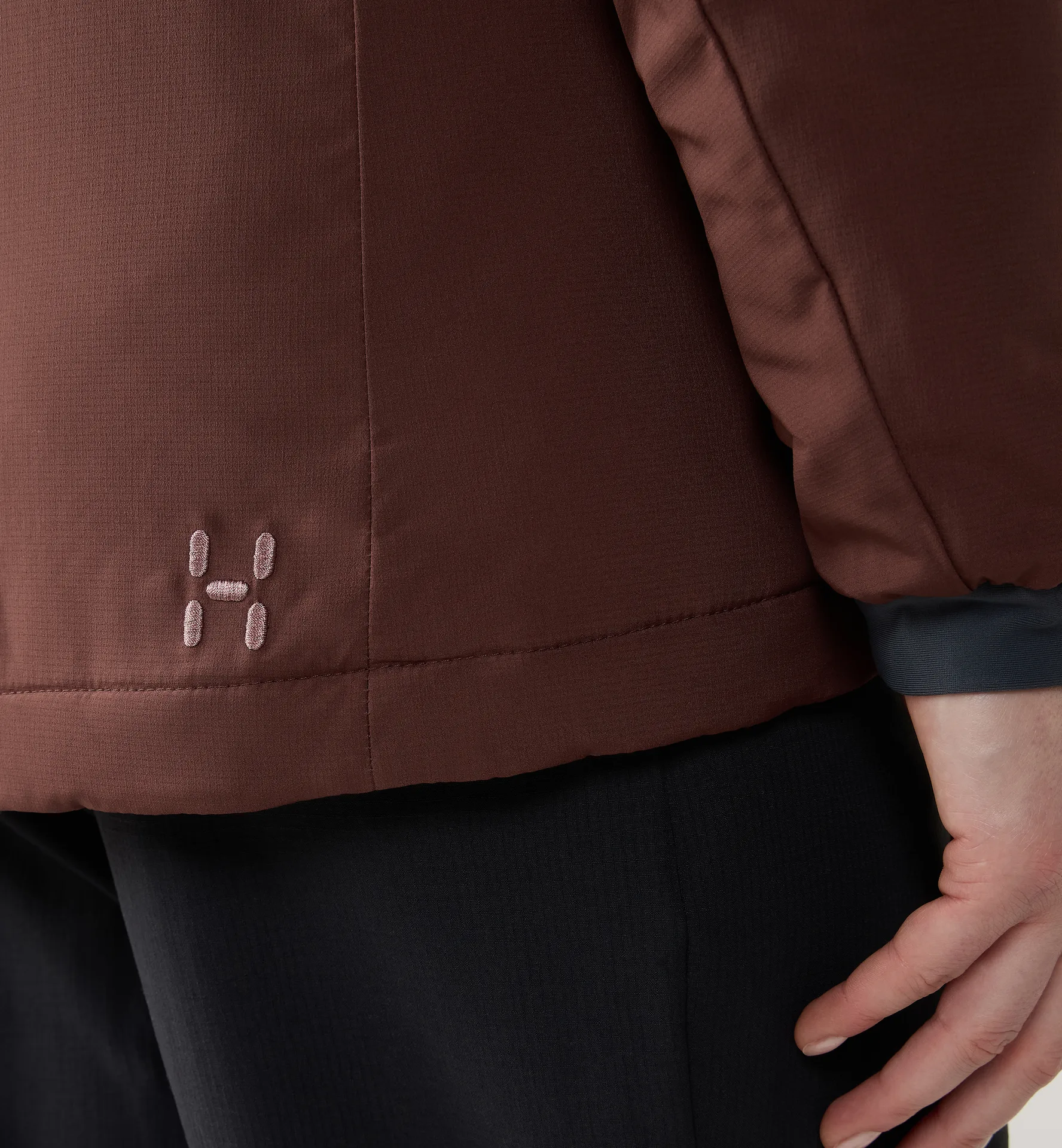 Mimic Alert Hood Women Maroon Trail