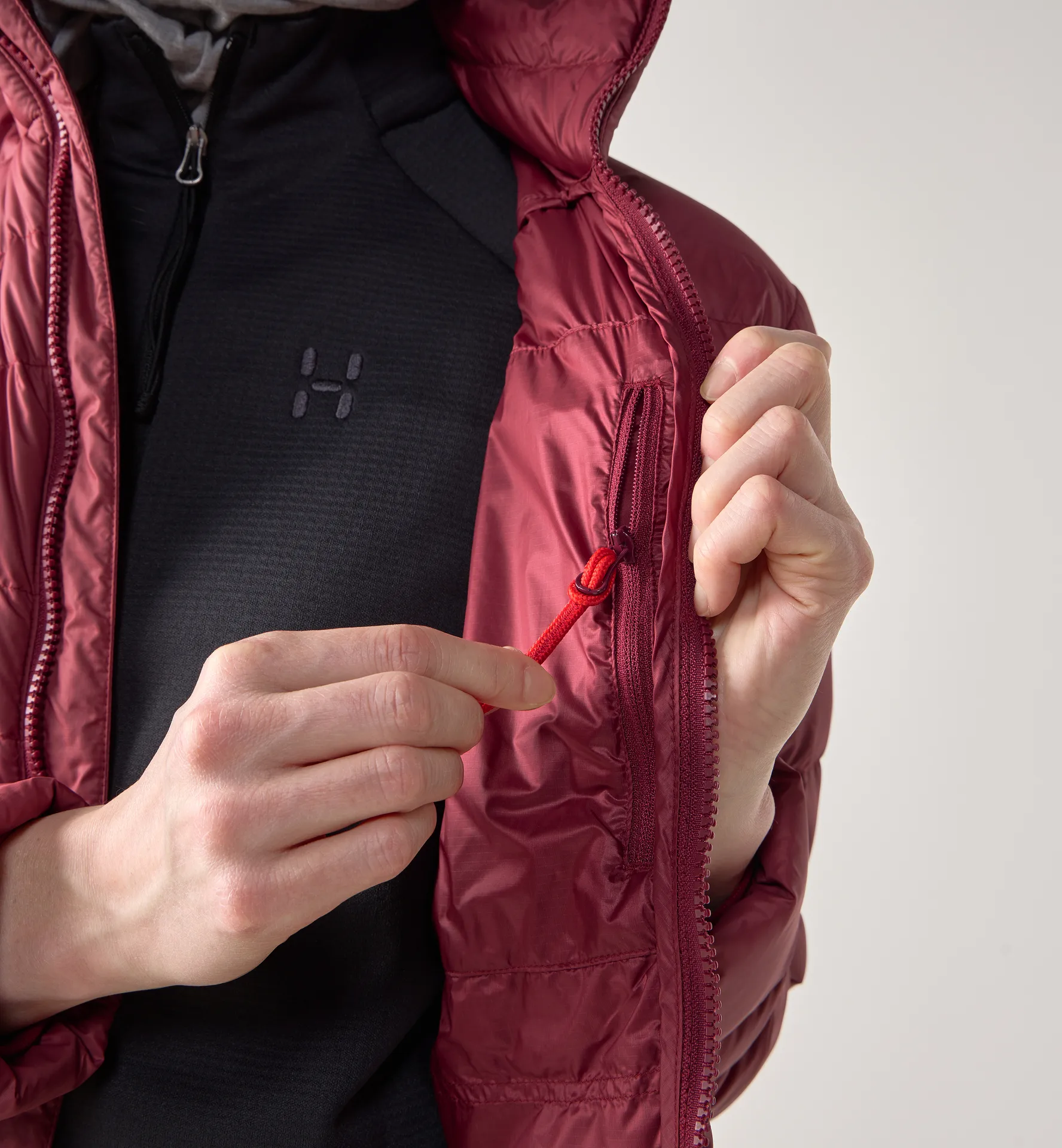 ROC Flash Down Jacket Women Carmine Red