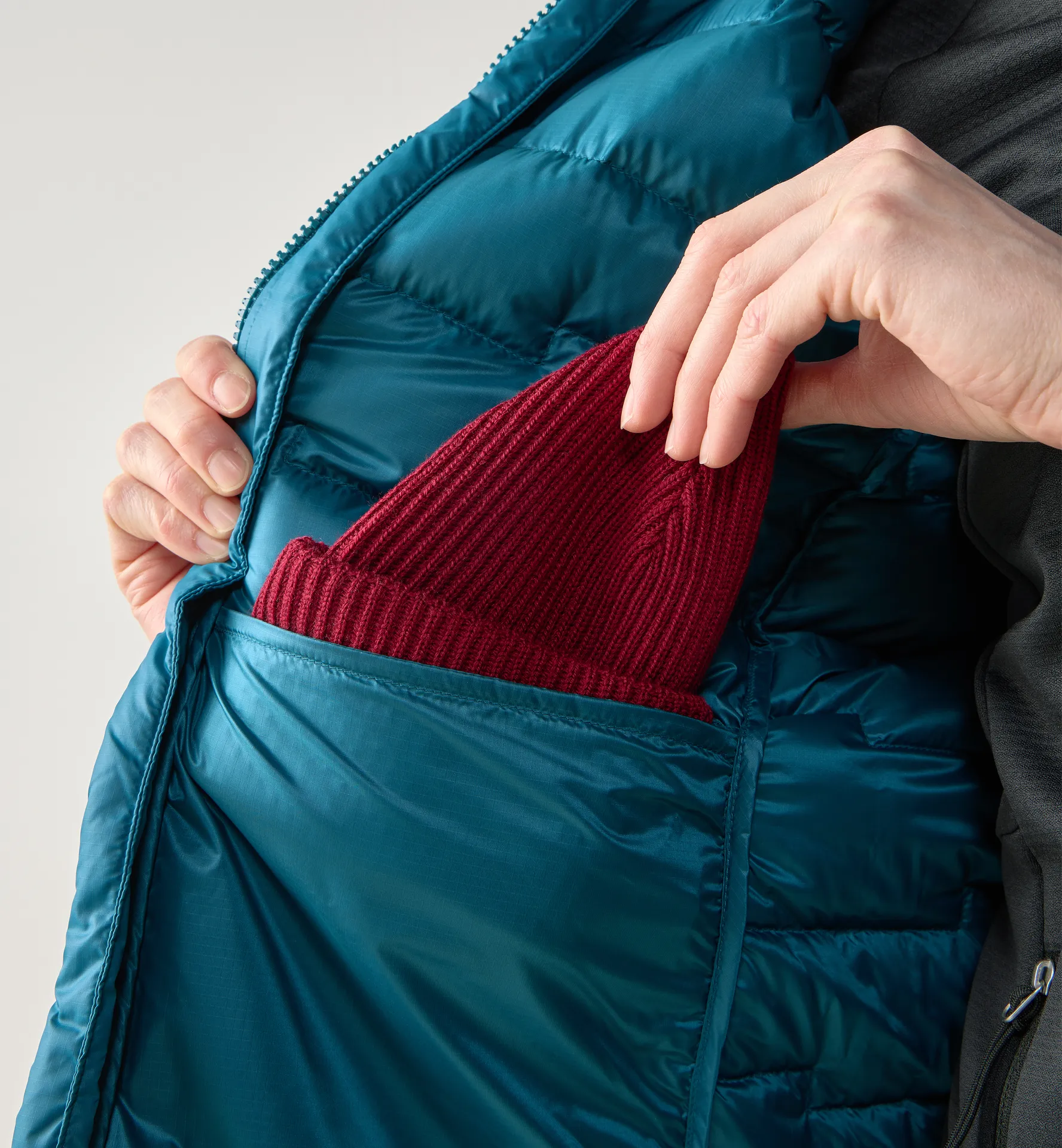 ROC Flash Down Hood Women Deep Teal