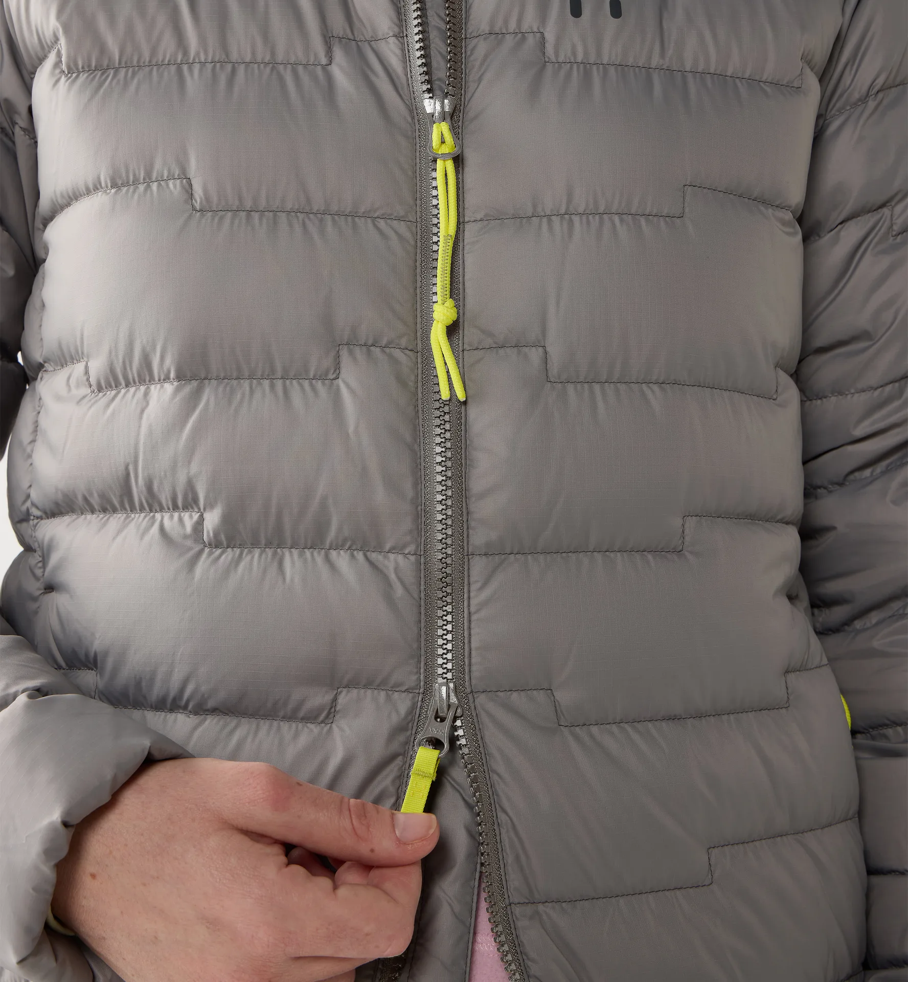 ROC Flash Down Hood Women Stone Brick