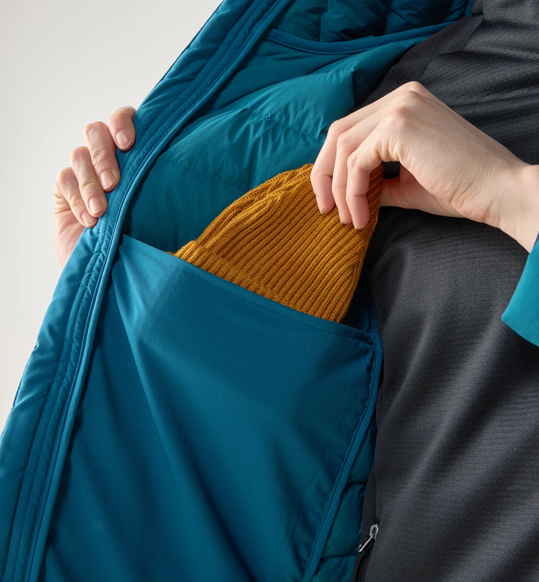 Spitz Down Hood Women Deep Teal