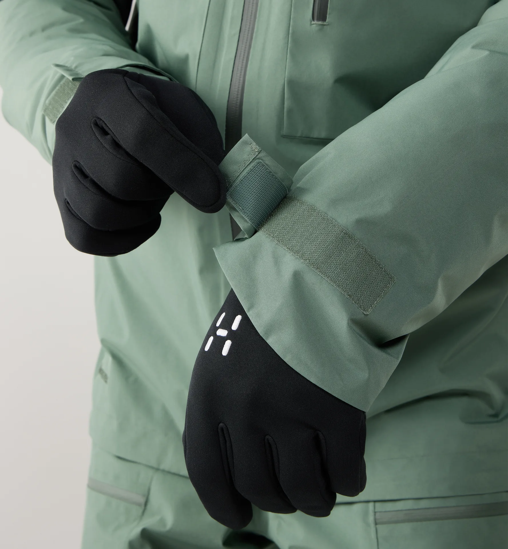 Latnja GTX Insulated Jacket Men Chlorophyll Green