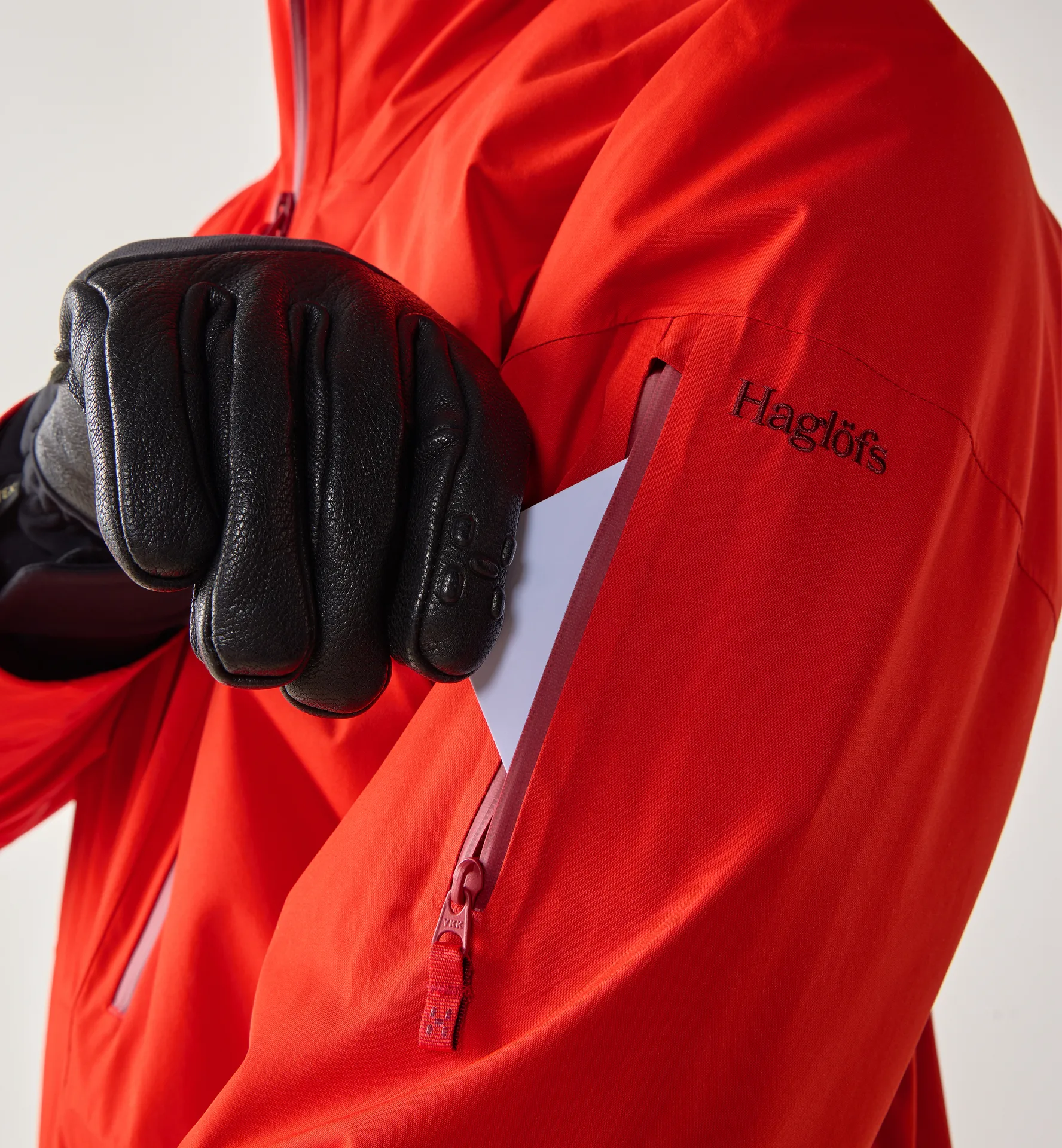 Latnja GTX Insulated Jacket Women Tech Red