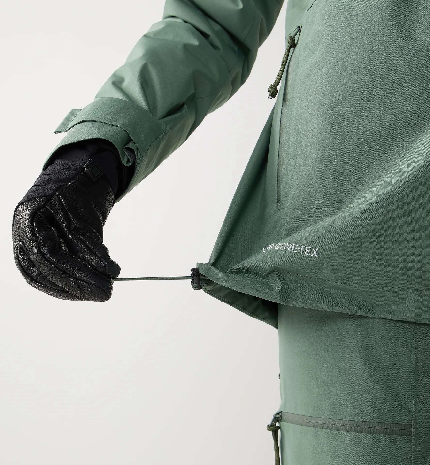 Latnja GTX Insulated Jacket Women Chlorophyll Green