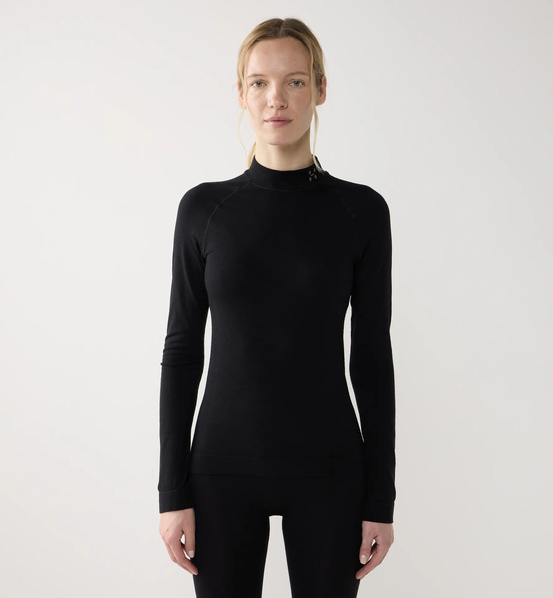 Latnja Wool Crew Neck Women True Black