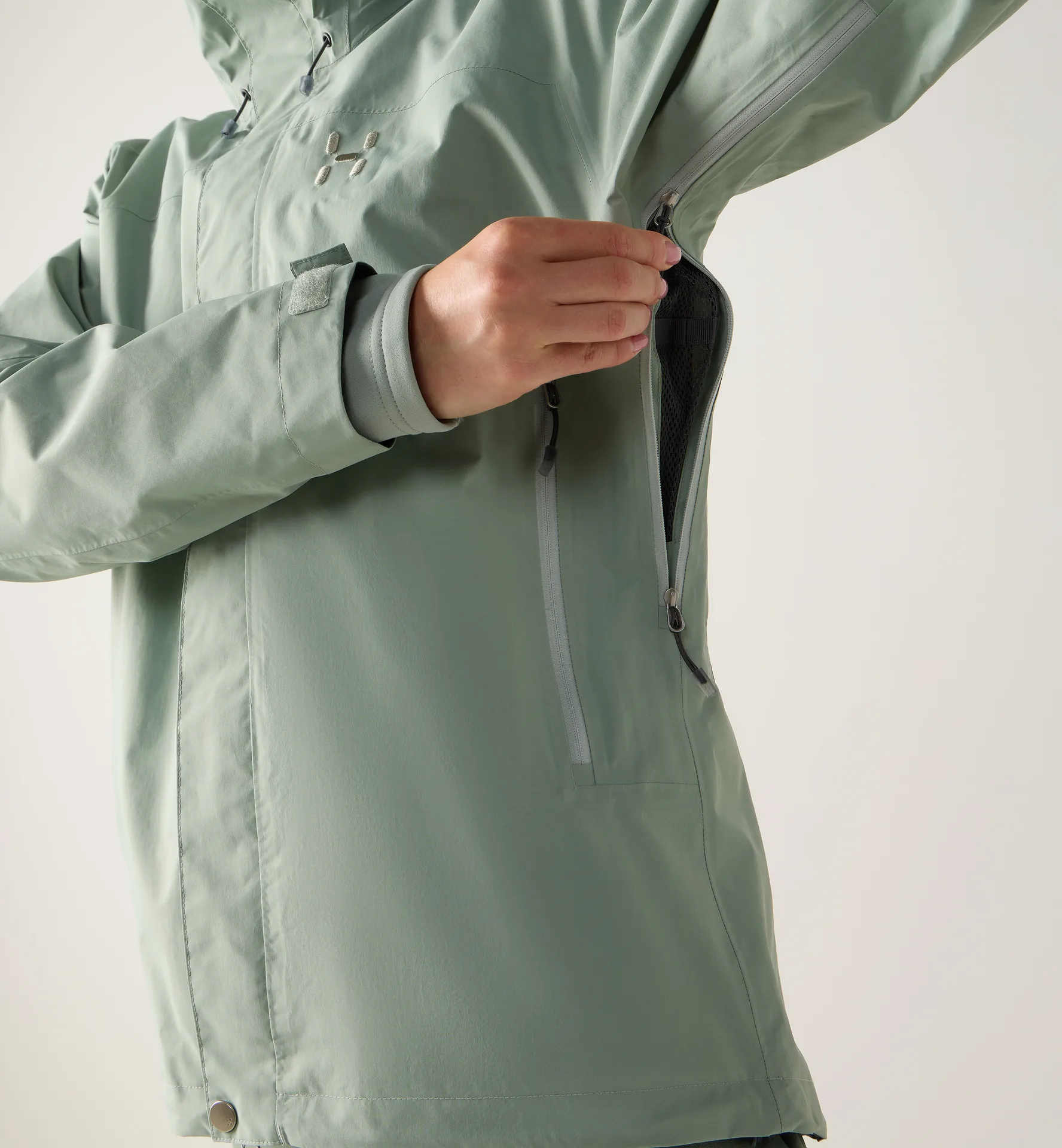 Astral GTX II Jacket Women Dew Green
