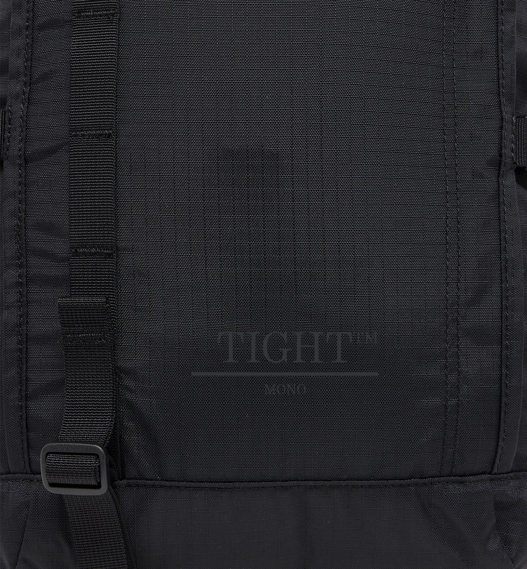 Tight Medium Mono True Black