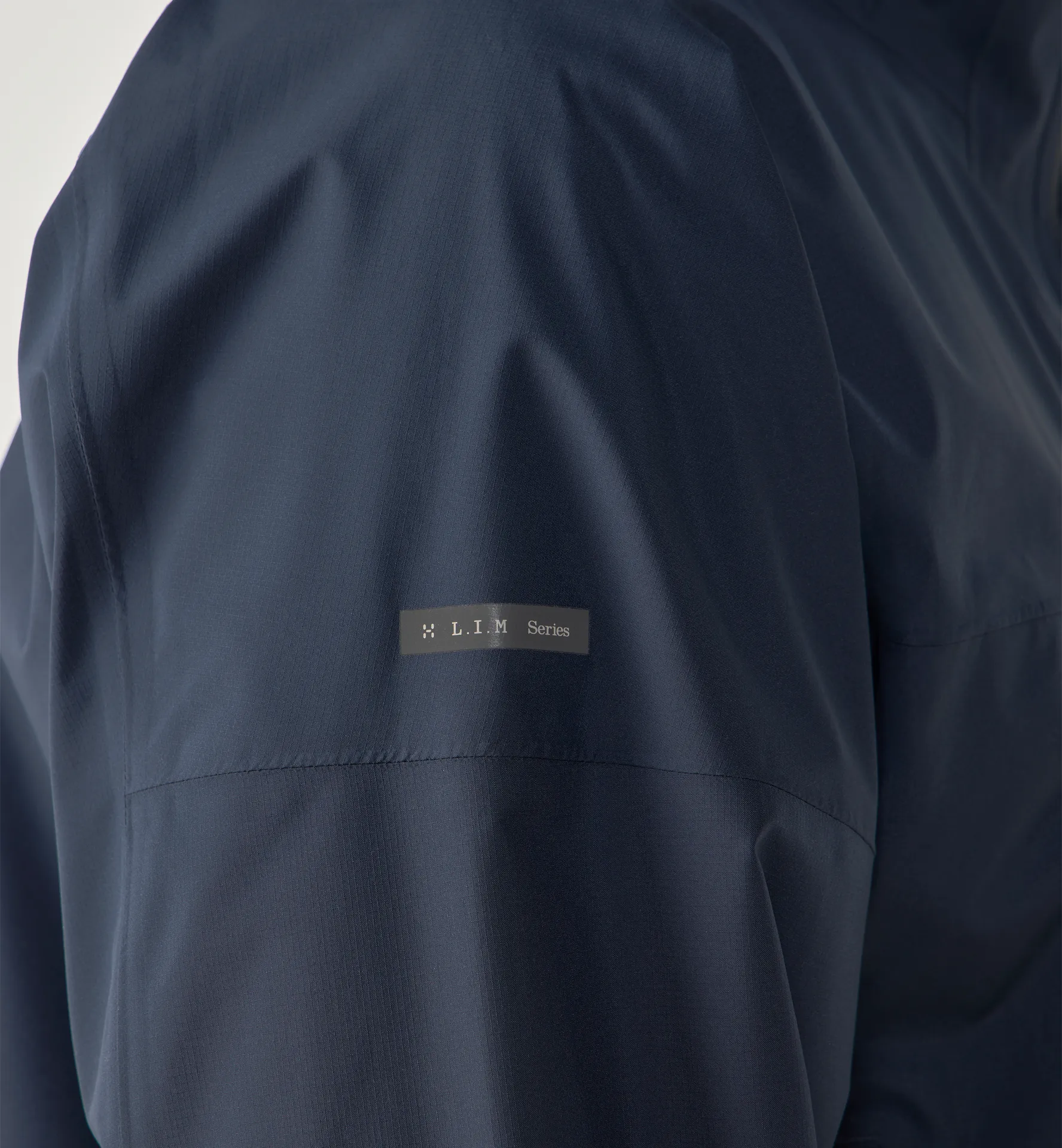 L.I.M Airak 2,5L Jacket Men Tarn Blue