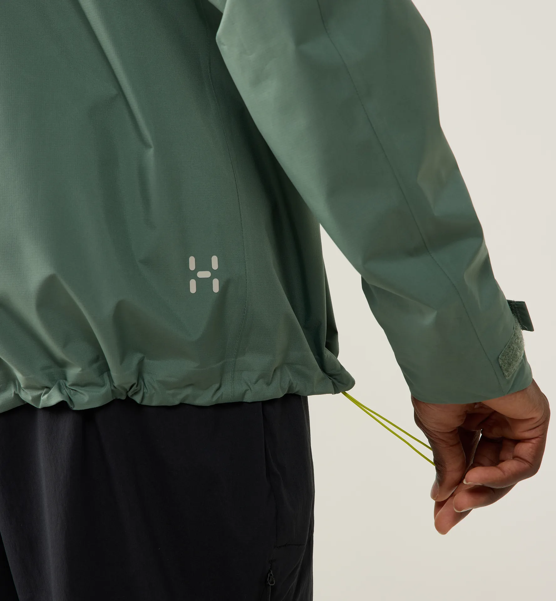 L.I.M Airak 2,5L Jacket Men Chlorophyll Green