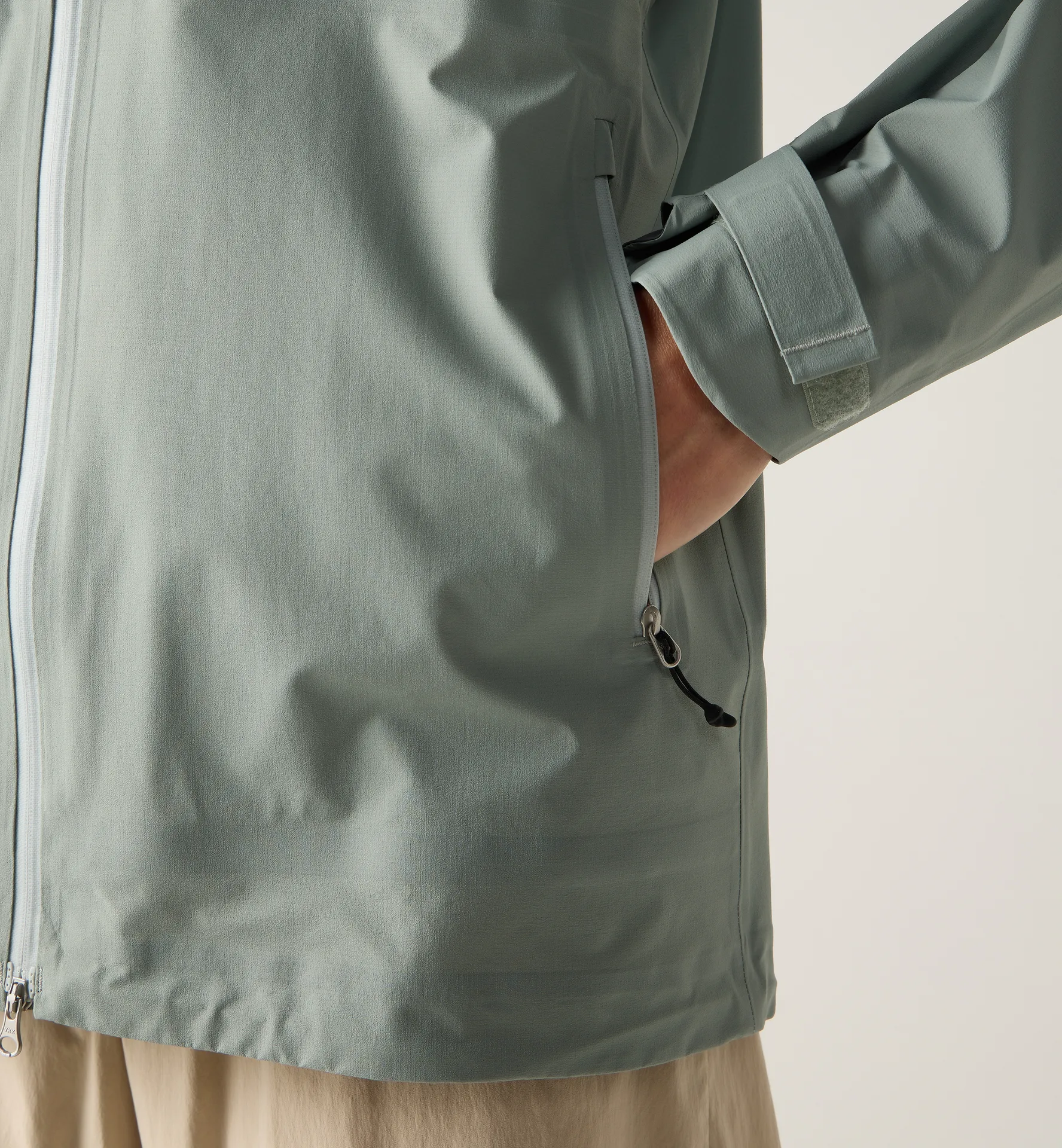 L.I.M Airak GTX Jacket Women Dew Green