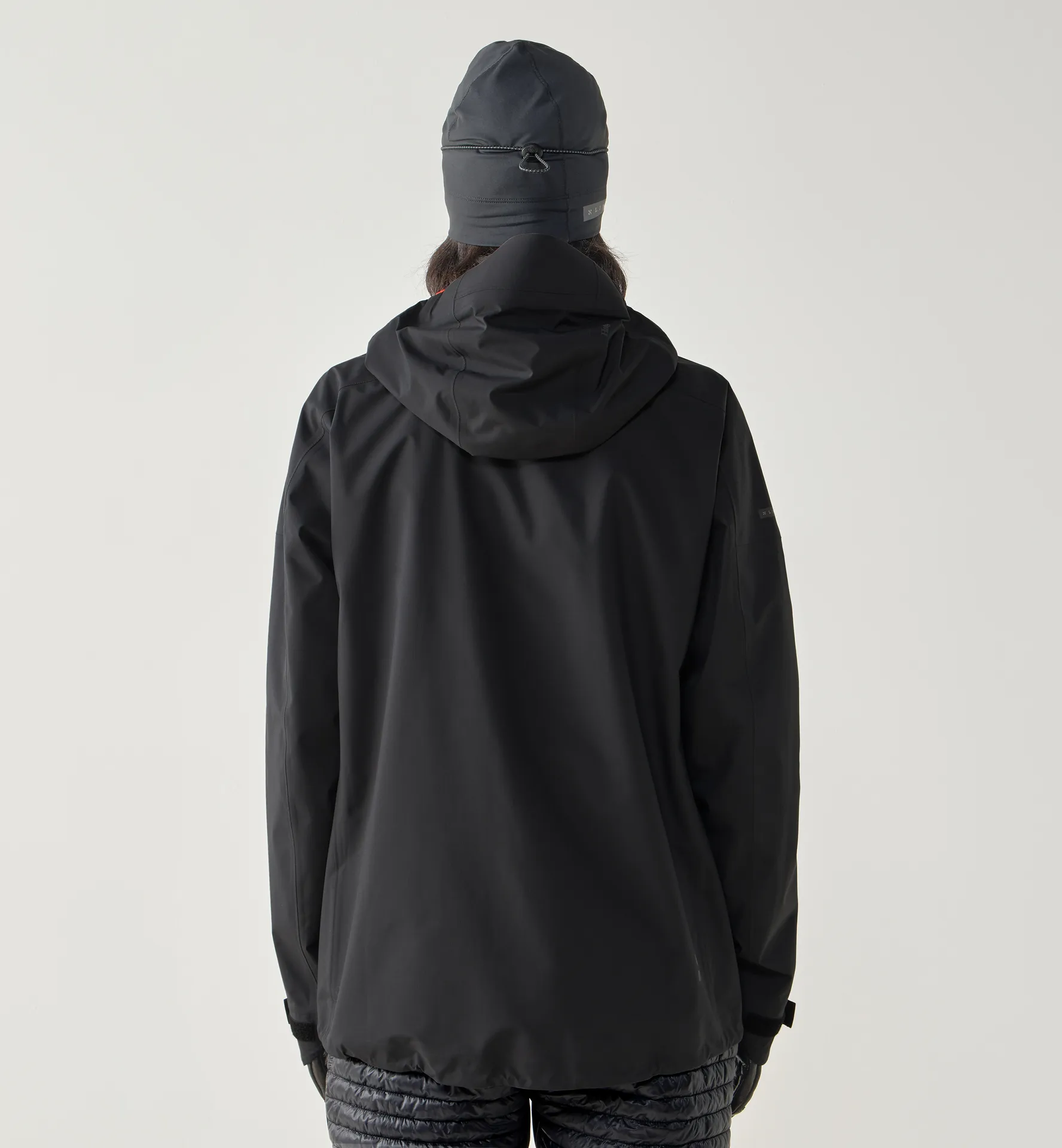 L.I.M Airak 2,5L Jacket Women True Black