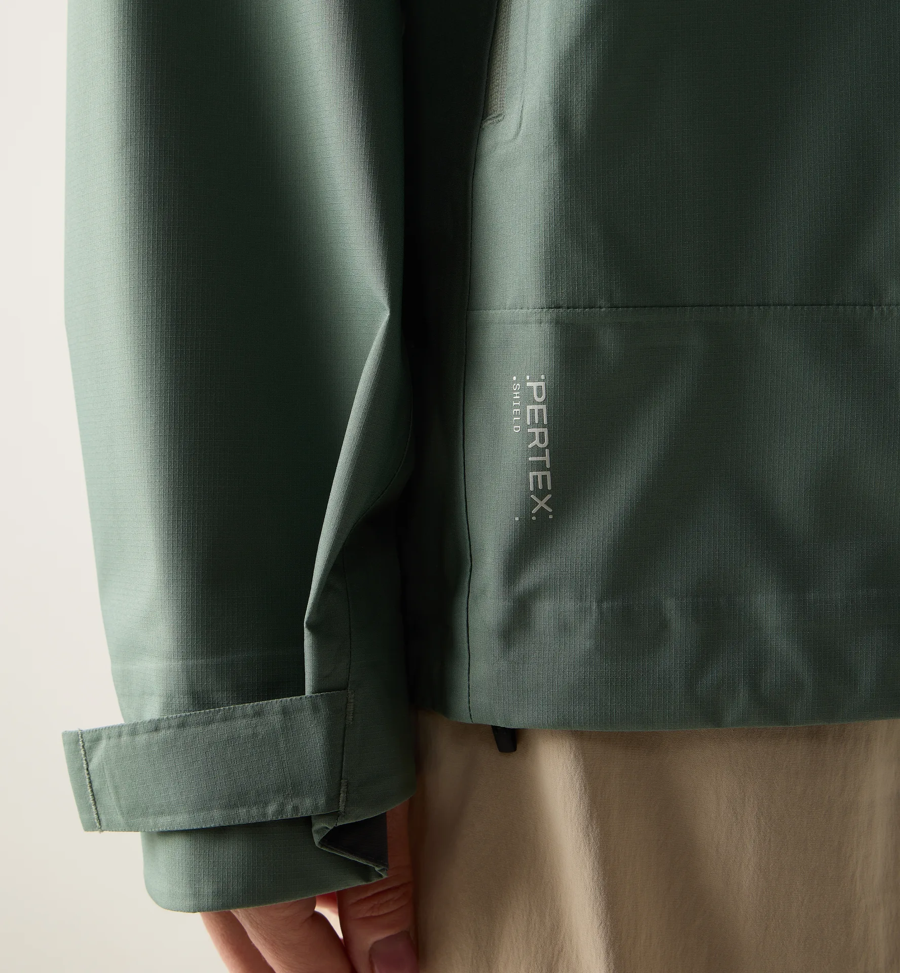 L.I.M Airak 2,5L Jacket Women Chlorophyll Green