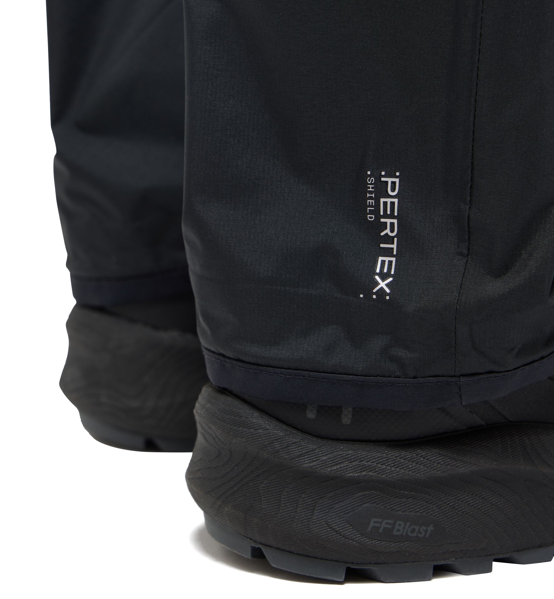 L.I.M Airak 2,5L Pant Women True Black