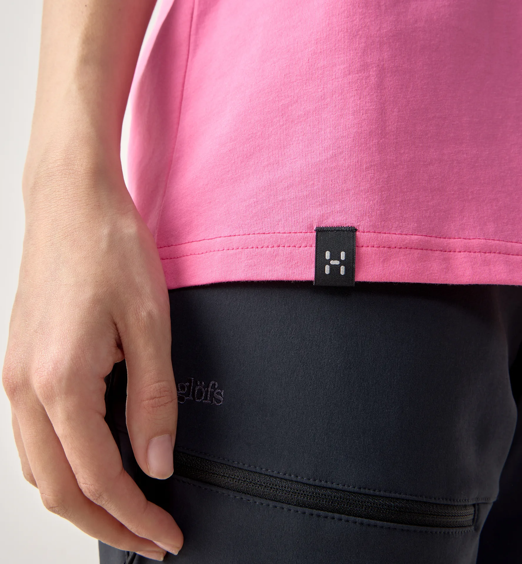 Outsiders Tee Women Lantana Pink