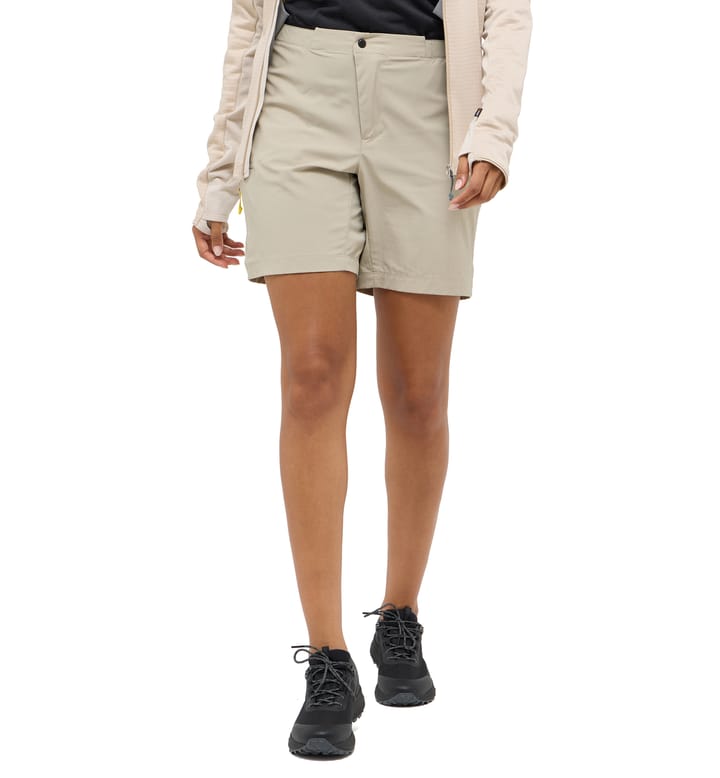 L.I.M Fuse II Shorts Women Chalk Beige