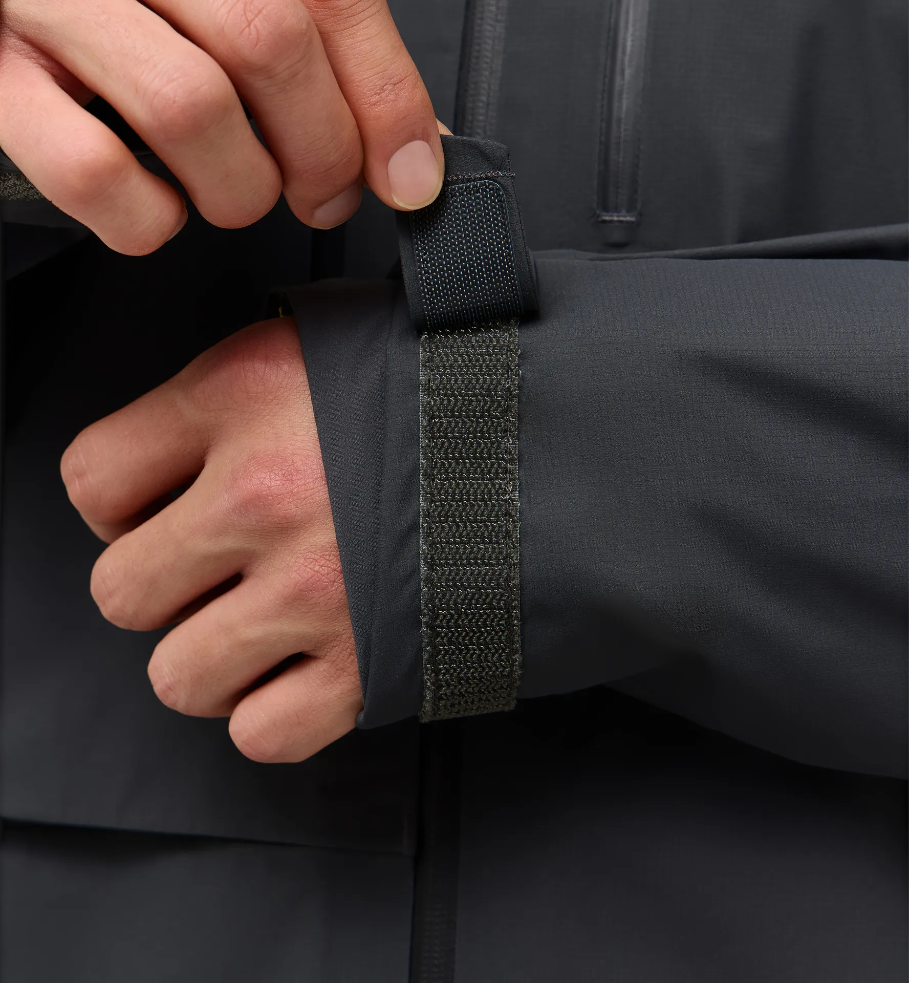 L.I.M ZT II GTX Jacket Men Magnetite/Tech Yellow