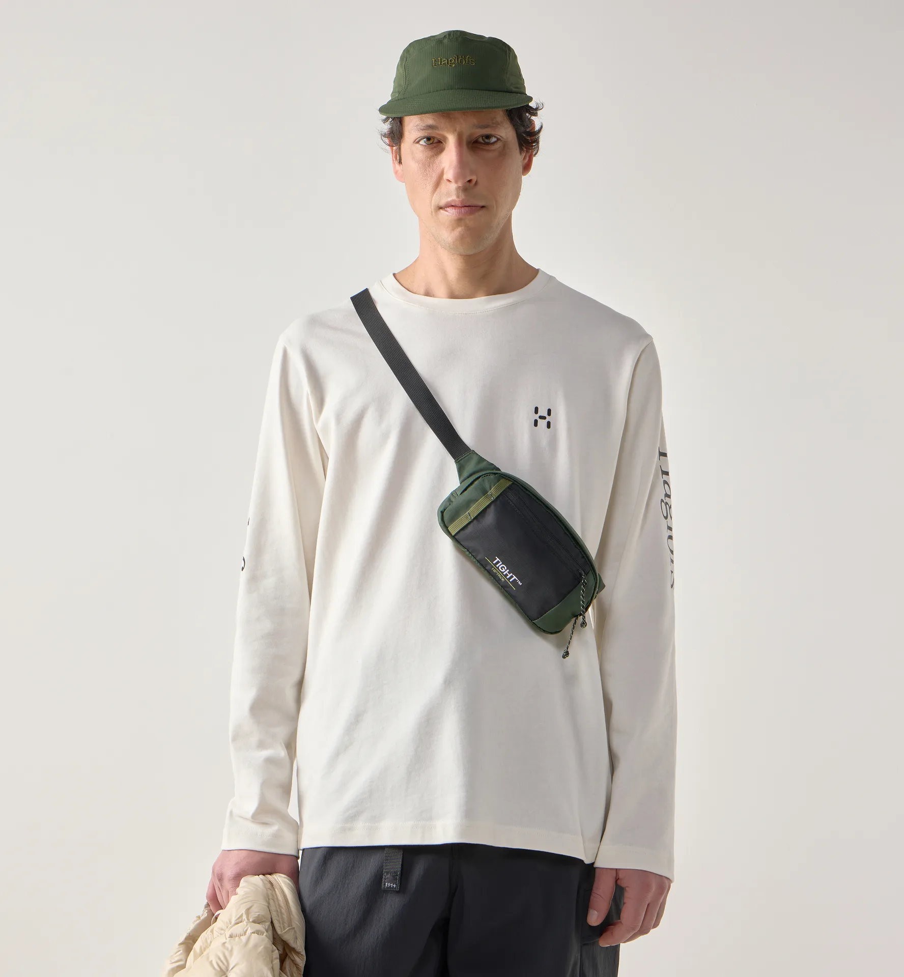 Tight hip pack 1 Seaweed Green/True Black