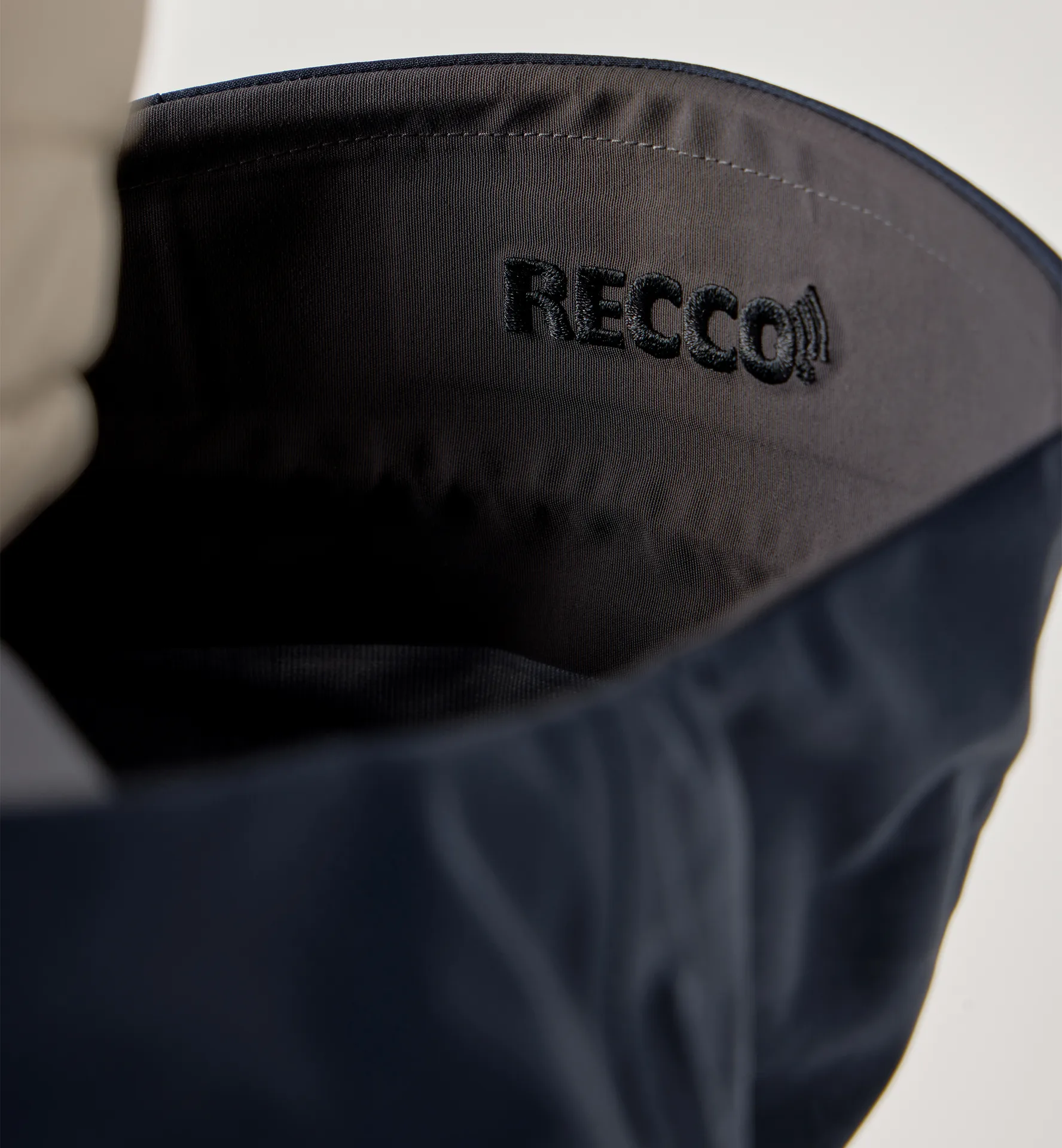 Vassi GTX II Jacket Women Tarn Blue