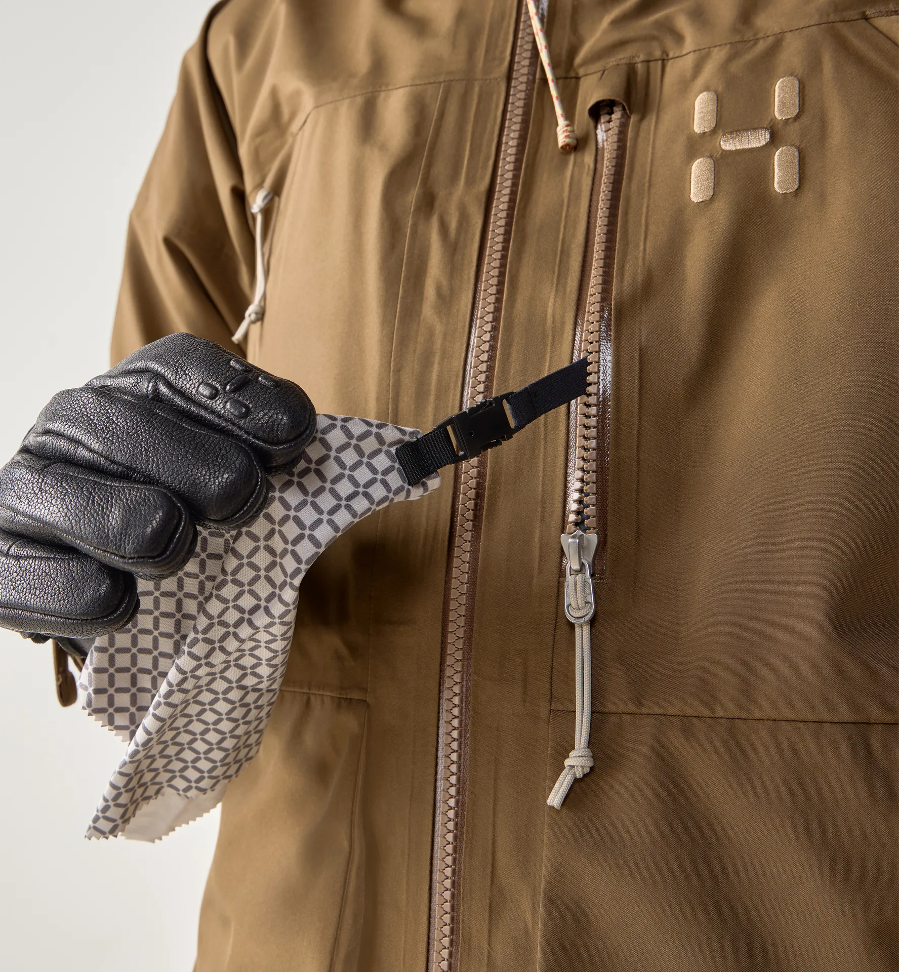 Vassi GTX II Jacket Women Teak Brown/Woodland Brown