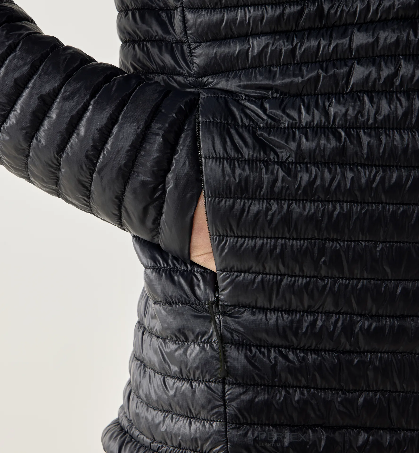 L.I.M Mimic II Hood Men True Black