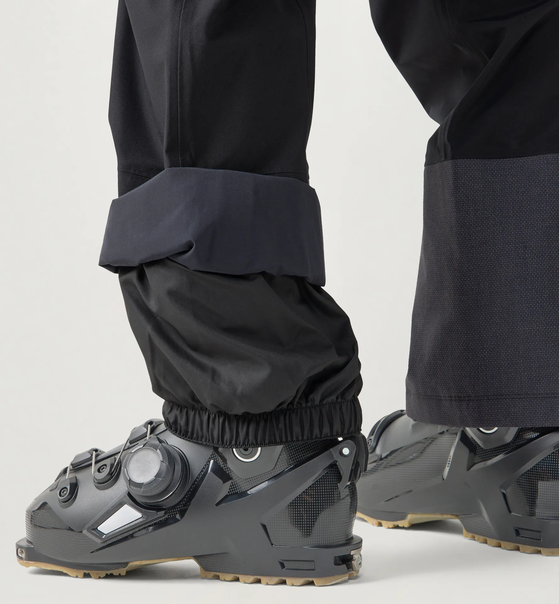 Vassi GTX II Pant Women True Black