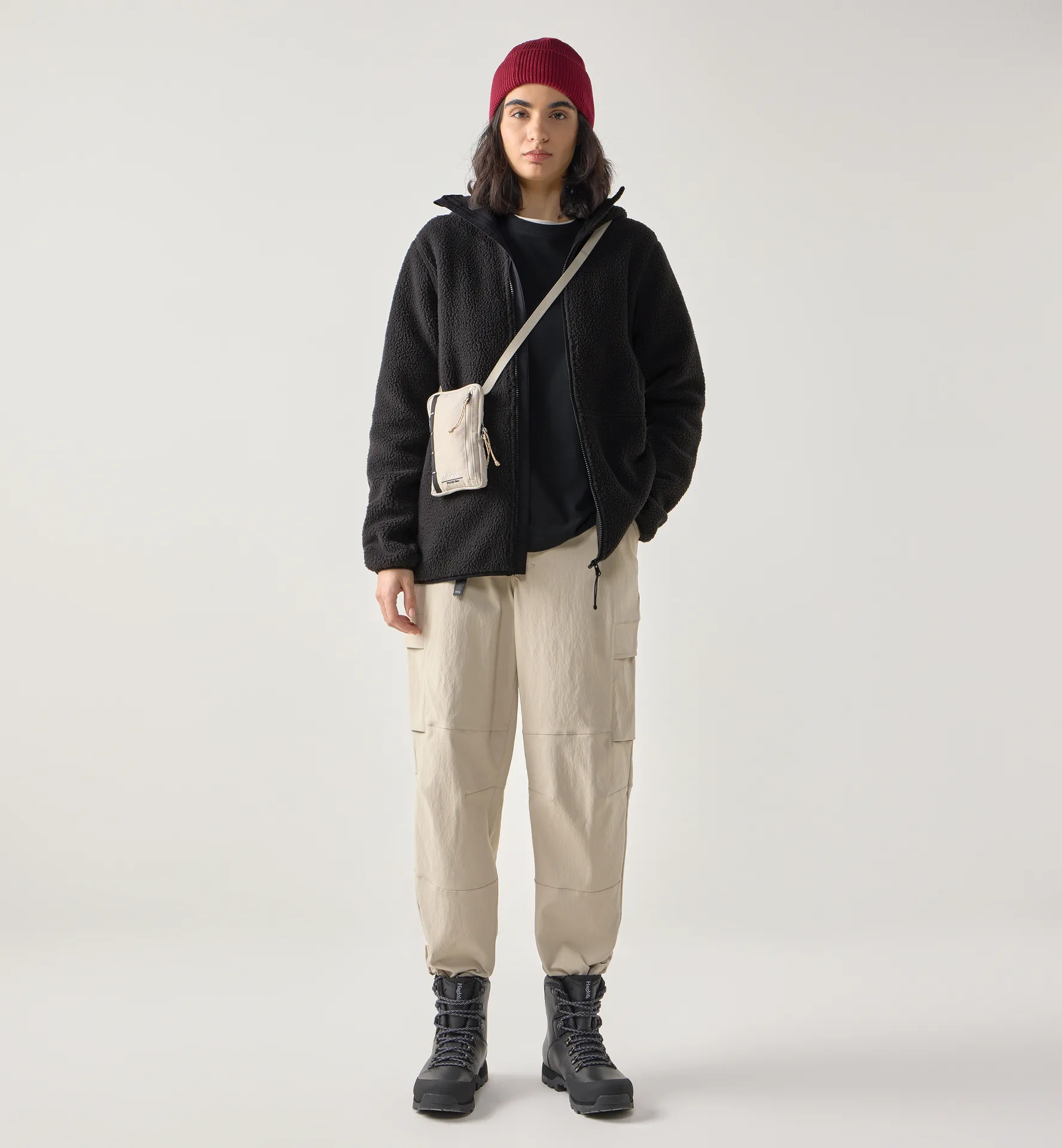 Funäs Pile Hood Women True Black