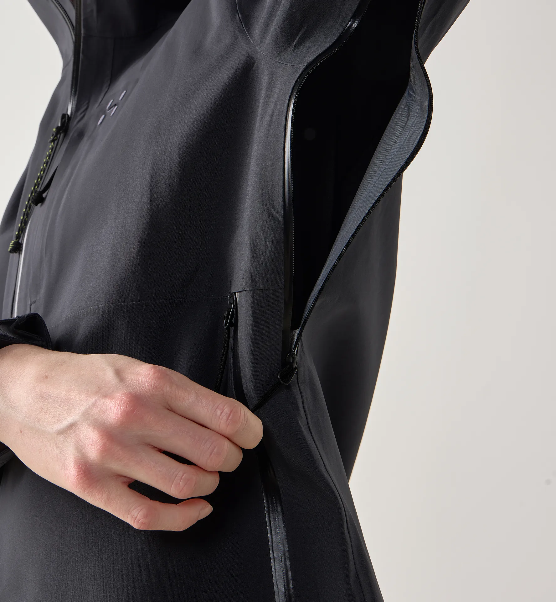 Front Proof II Jacket Women True Black