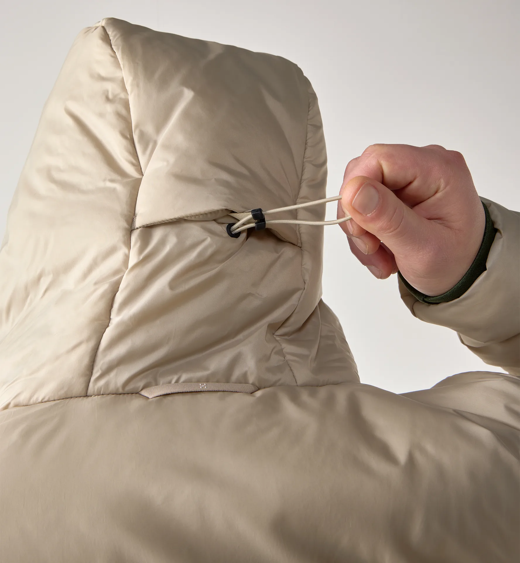 Breeze Mimic Hood Men Chalk Beige