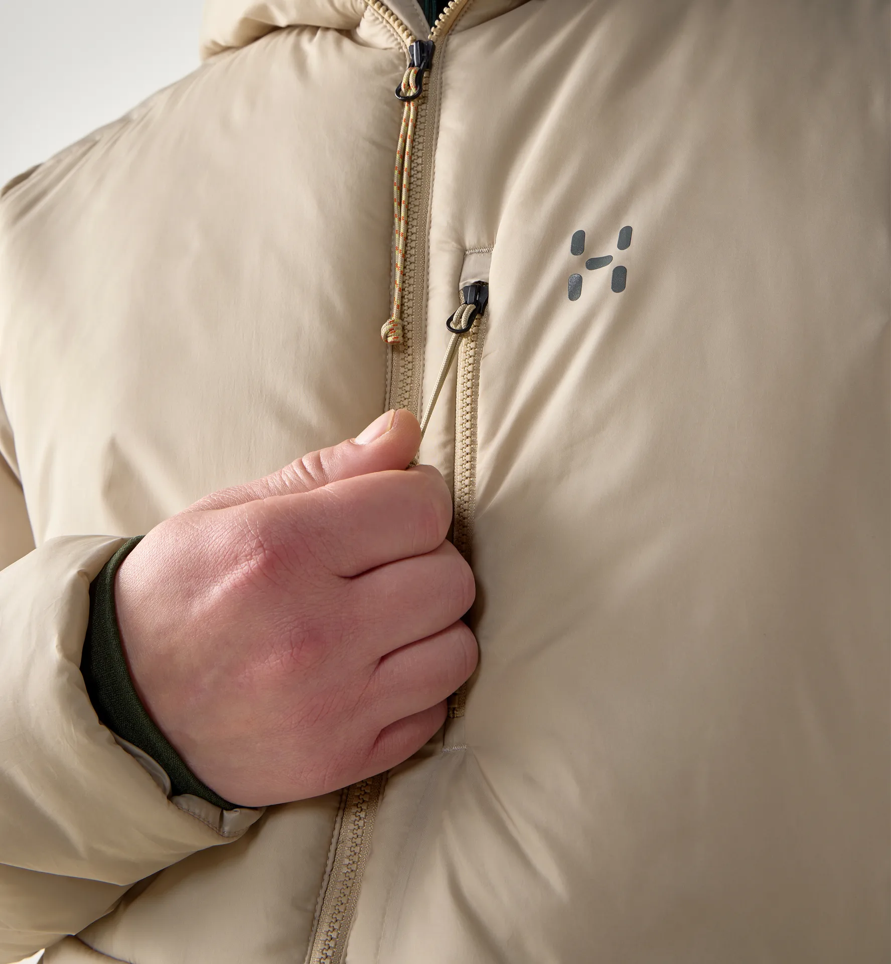 Breeze Mimic Hood Men Chalk Beige