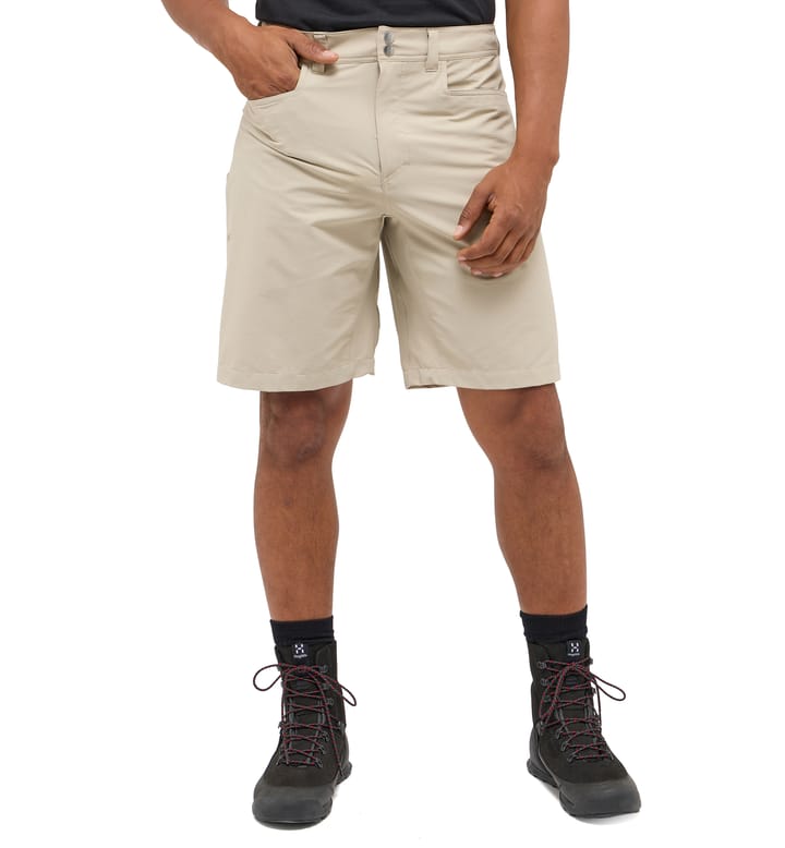 Korp Lite Shorts Men Chalk Beige