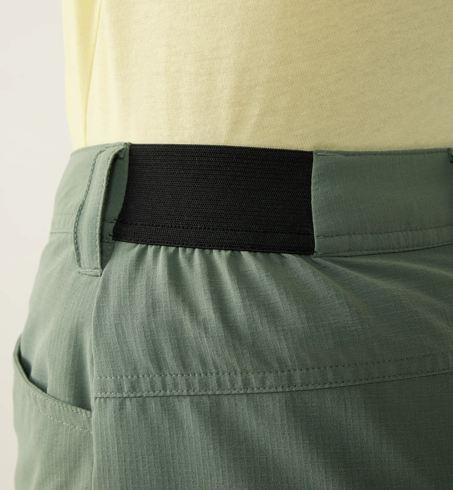 Korp Lite Shorts Women Chlorophyll Green