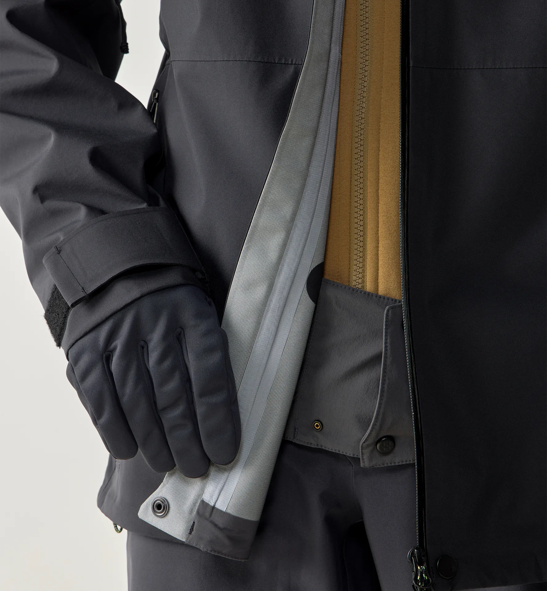 Alper Proof Jacket Men True Black