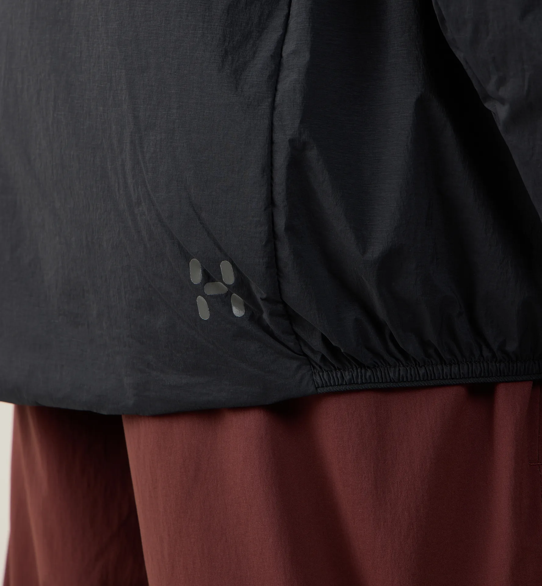 L.I.M Mimic Barrier Hood Men True Black