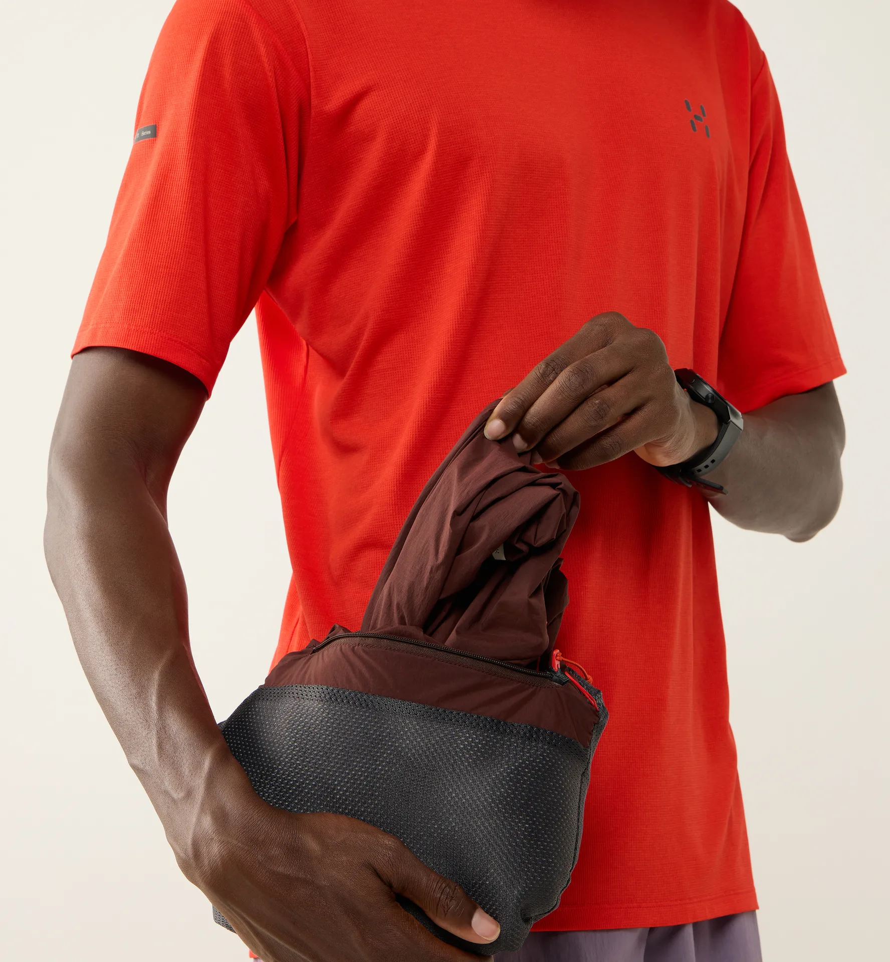 L.I.M Mimic Barrier Hood Men Maroon Trail